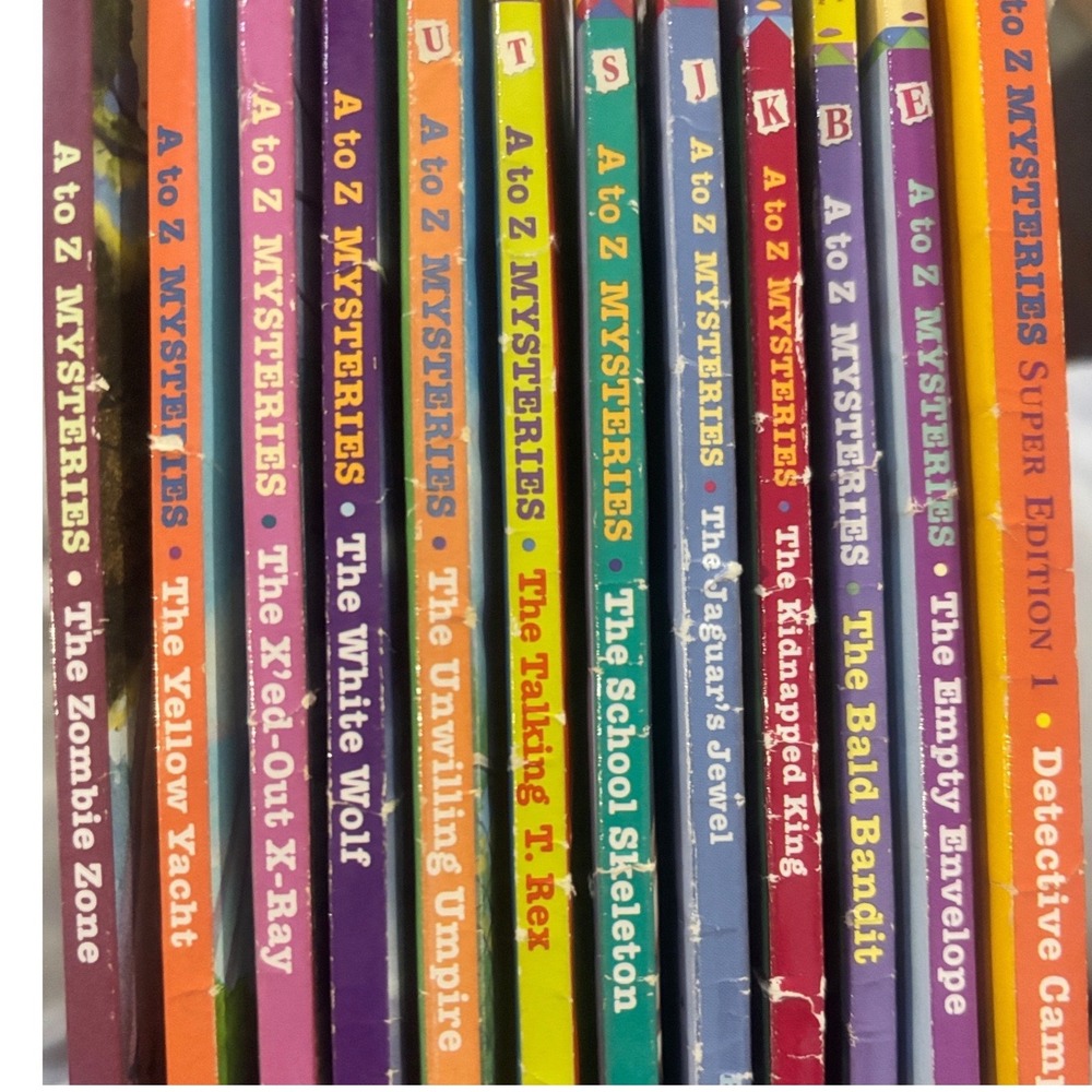 A to Z Mysteries Book Lot 12 Books Ron Roy Children Chapter Books Detective Camp